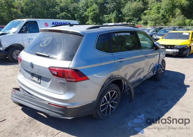 3VV2B7AX0MM091976: 43062163