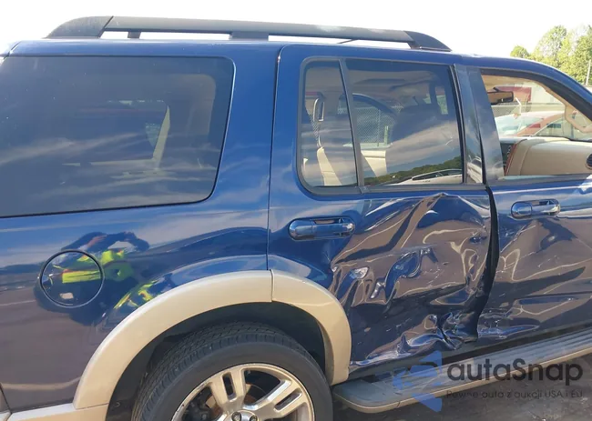 1FMEU64E28UB33233: 43063376