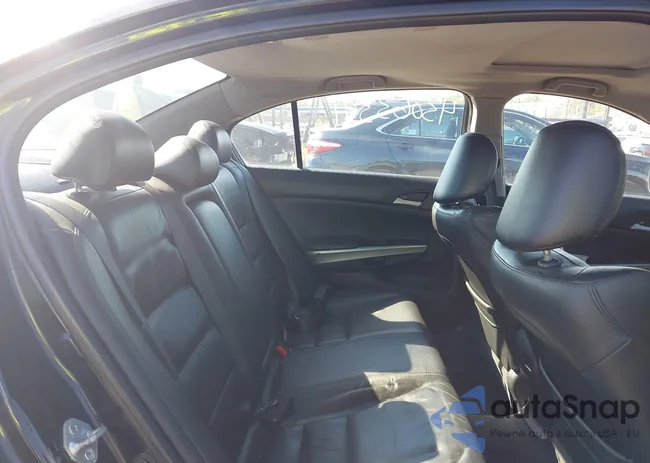 1HGCP3F89AA020204: 43063391