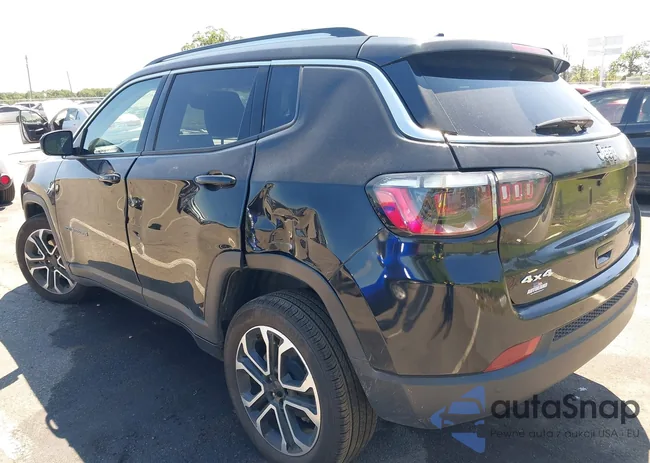 3C4NJDCB5NT150056: 43063429