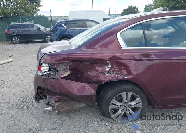 1HGCP2F42BA007707: 43063499