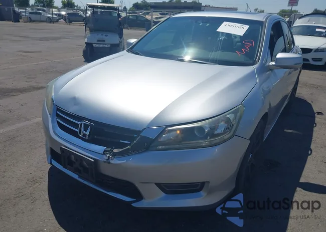 1HGCR2F85DA248807: 43063620