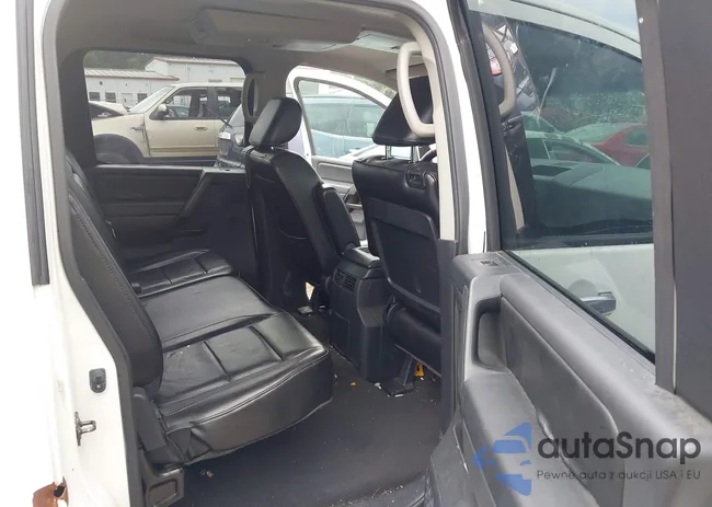 1N6BA0ED2CN327716: 43063694