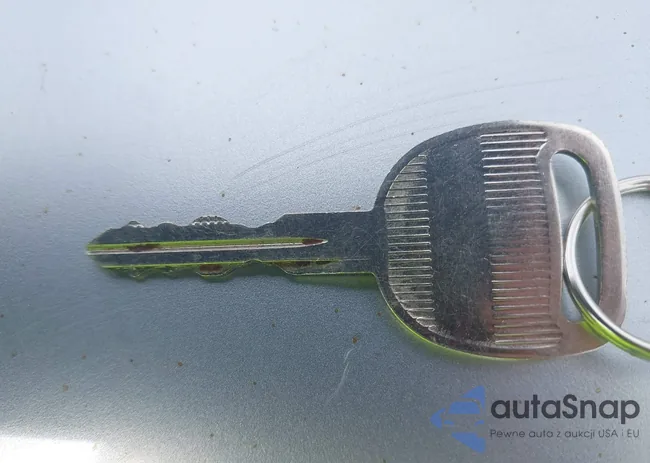 1GCHK23U42F215243: 43063758