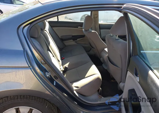 1HGCP2F38CA182634: 43062981