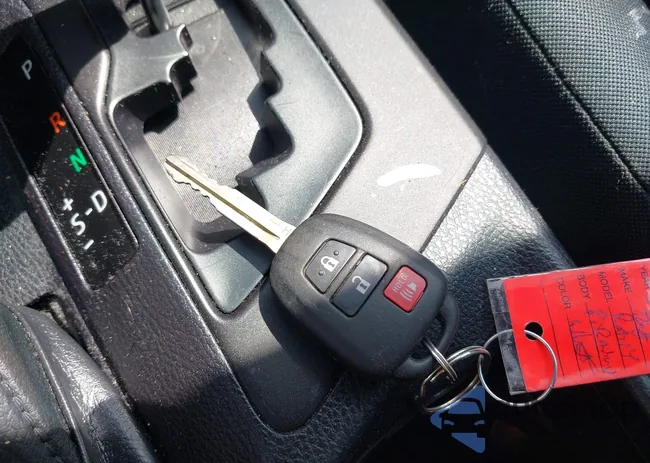 2T3BFREV0JW787349: 43064459