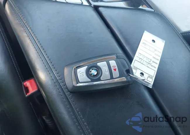 WBA5B3C55GG260479: 43064520