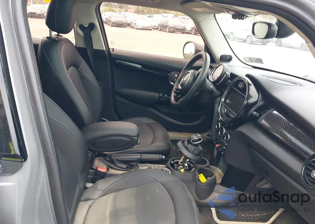 WMWXU3C58J2F50967: 43063973