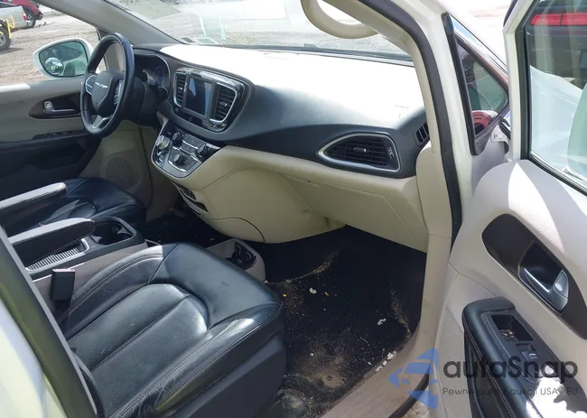 2C4RC1BGXJR280631: 43065492