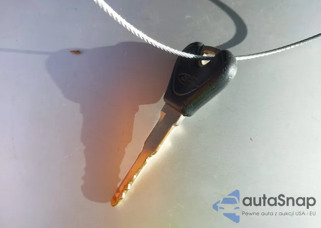 3FAFP15P4WR252737: 43065585