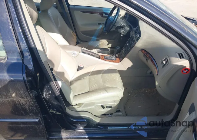 YV1RS592672614935: 43065053