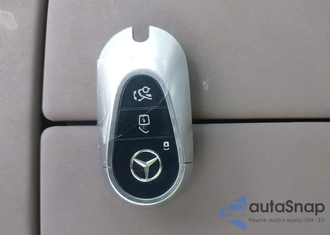 W1KCG2DB0NA009160: 43065103