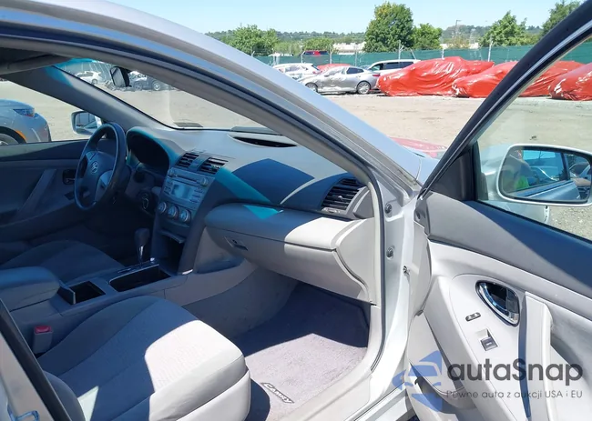 4T1BF3EKXBU674750: 43065180