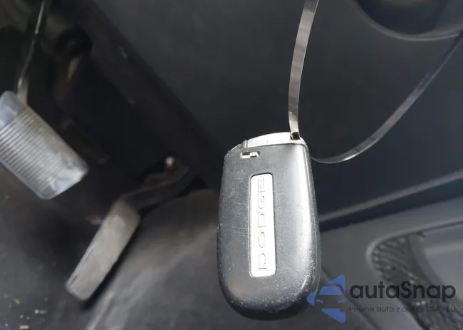 2C3CDZAG5FH788879: 43066730