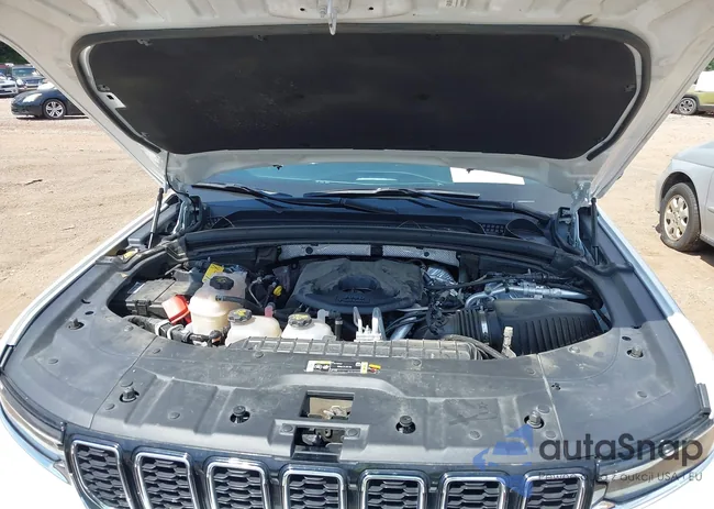 1C4RJYB60RC129744: 43065938