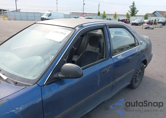 JHMEG8555NS023689: 43065944