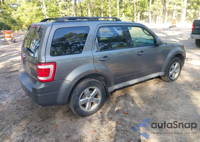 1FMCU03G79KA26733: 43066071