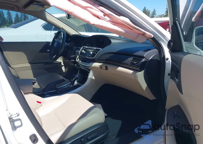 1HGCR2F89FA156506: 43066114