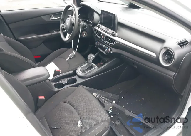 3KPF24AD4KE023952: 43066145