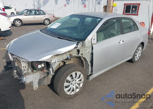 2T1BU4EE8CC796211: 43067331