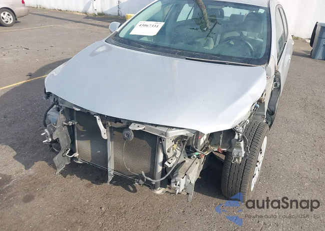 2T1BU4EE8CC796211: 43067331