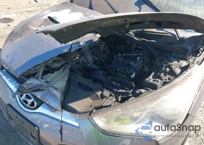 KMHTC6AD4GU289181: 43067578