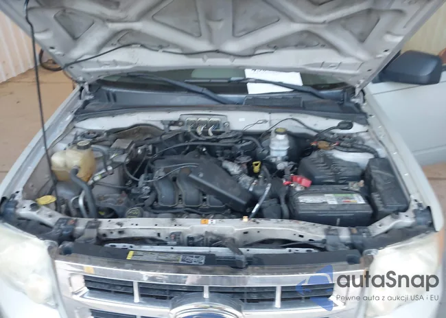 1FMCU93128KA41994: 43067632