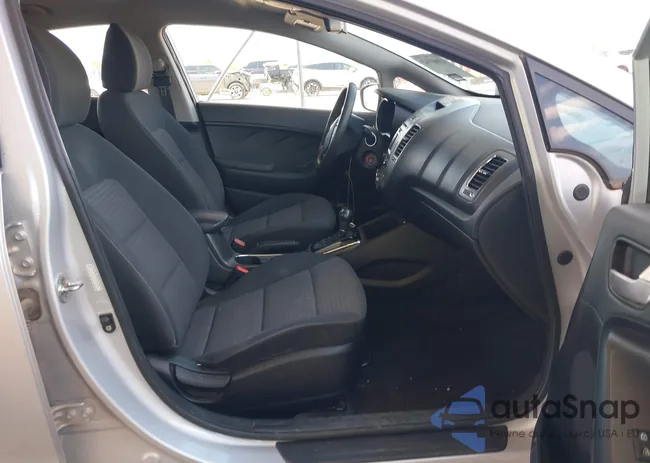 3KPFL4A75HE015441: 43066902