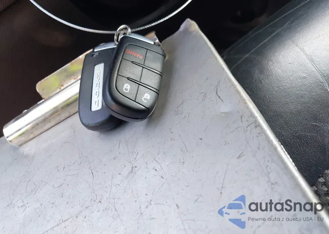 3C4PDCGB0HT684980: 43067056