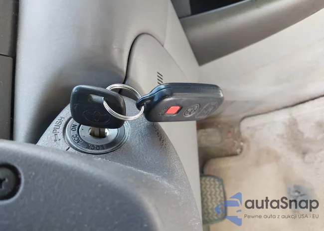 4T1BE32K14U828806: 43068257