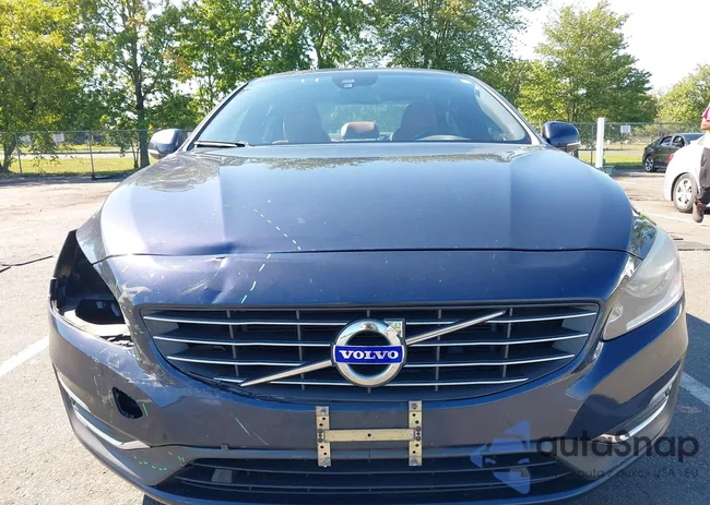 YV126MFK6F1345814: 43068334