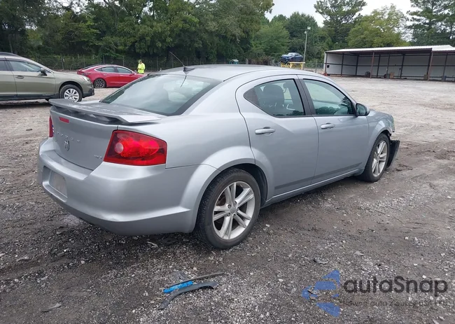 1C3CDZCB5EN152213: 43068364