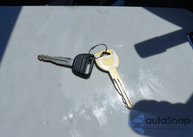 2HGEJ6620YH546725: 43068715