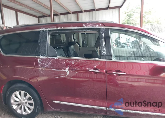 2C4RC1BG1KR625725: 43068749