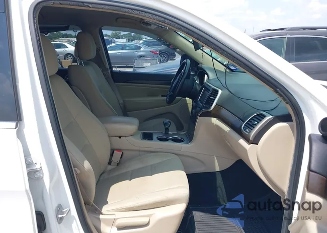 1C4RJEAG2EC433130: 43068036