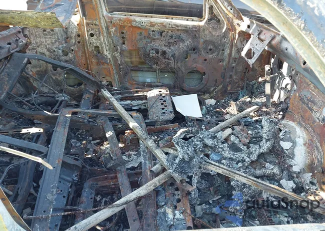 1J4GL38K63W547637: 43069207