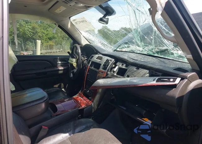 1GYFK63837R158499: 43069278