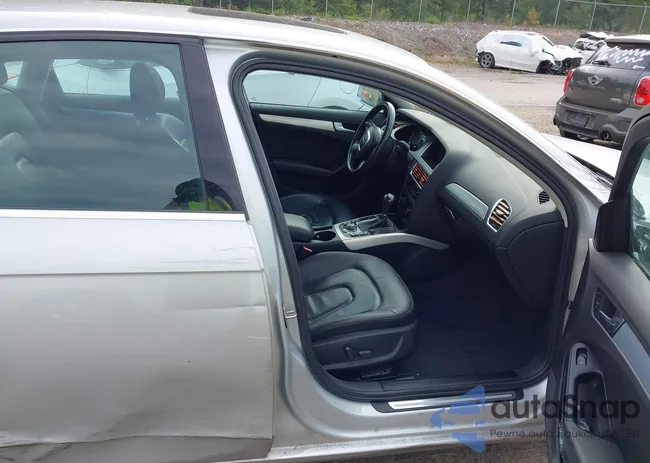 WAUSF78K59N034681: 43069421