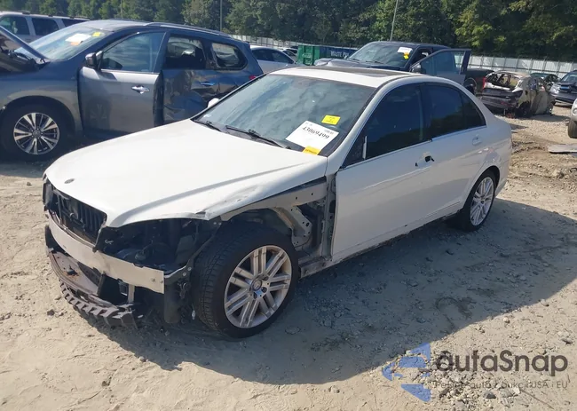 WDDGF81XX9F215182: 43069499