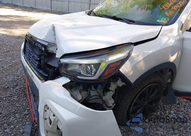 JF2SKAMC3LH405869: 43069605