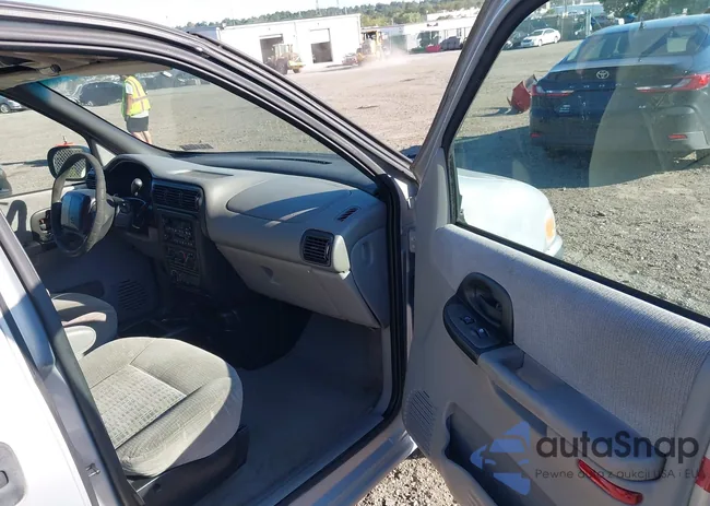 1GNDX03EXYD271793: 43068766