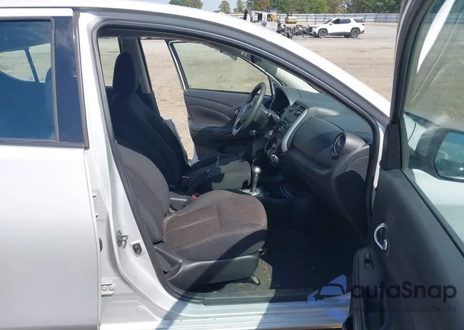 3N1CN7AP1EK457261: 43068809