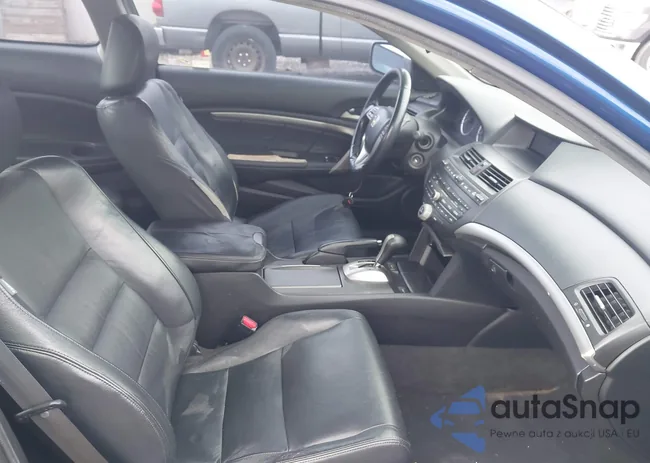 1HGCS22898A006358: 43068859