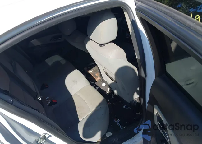 1G1PC5SB9E7475364: 43069100