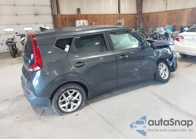 KNDJ23AU2L7006055: 43070232