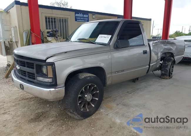 1GCGC34R7YR159704: 43070471