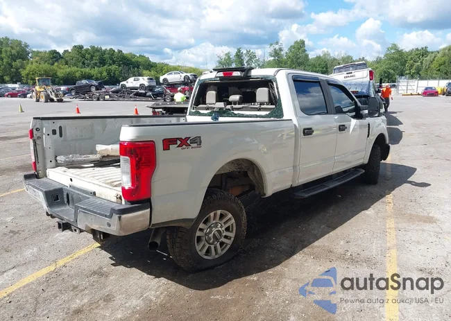 1FT7W2B65JEC62871: 43070669