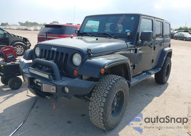 1C4HJWEGXDL658146: 43070732