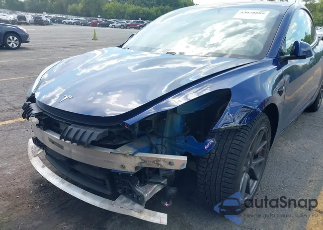 5YJ3E1EB8MF980597: 43070009