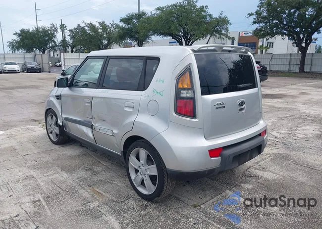 KNDJT2A2XA7029098: 43070016